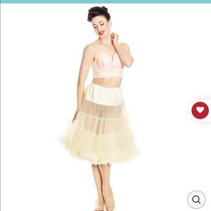 Hell Bunny cream/vanilla long petticoat size XS-M